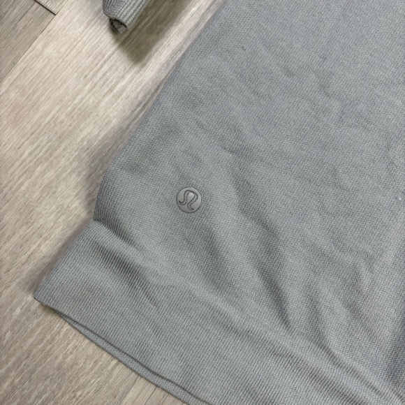 Lululemon Men’s Gray Lightweight Hoodie Size XL - Picture 5 of 5